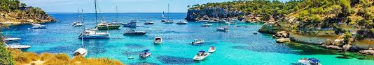 The other beach next to portals vells is a bit smaller, el mago, and is mallorca's official nudist beach. Portals Vells Sandstrand In Der Drei Finger Bucht Cala Portal Vells
