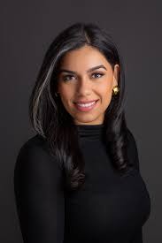 HEADSHOTS — Montreal/Laval Maternity & Newborn Photographer