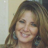 Lisa Fern's Instagram, Twitter & Facebook