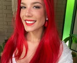 #thesalonguy #hairtutorial #halseyin this video i demonstrate the latest halsey kpop inspired haircut tutorial. Halsey S Hair Looks From Bald To Natural Short Style Capital