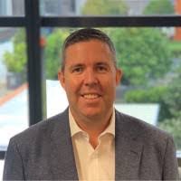 Andrew Dyke's Instagram, Twitter & Facebook