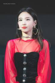 Showcase Yes Or Yes 181105 Nayeon Im Nayeon Nayeon Twice 슈퍼콘서트 in 인천 직캠 트와이스 나연 'yes or yes' (twice nayeon fancam)│@sbs super concert in incheon. showcase yes or yes 181105 nayeon