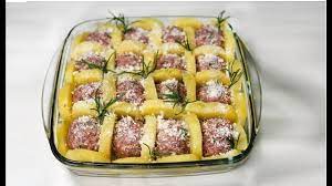 Proseguite mettendo merluzzo, patate, uovo e un trito di prezzemolo e frullate per alcuni secondi fino a ottenere un composto omogeneo. Polpette Con Patate Al Forno Ricetta Facile E Golosa Youtube