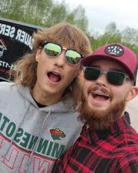 Kaden Carlson's Instagram, Twitter & Facebook