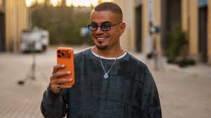 Image result for tbn:ThJbLJ9iWaHS_M::www.amrdiab.net/wallpapers/AmrDiab_Net_Kammel%2520(6).jpg