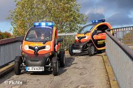 Speed, driving style, the terrain of the road, the use of electric accessories. Renault Twizy Bei Der Feuerwehr Getestet Feuerwehr Magazin