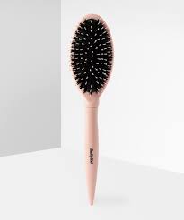 When it comes to the best brush for wet hair, de marco says a wet brush is an excellent hair care tool, especially since you can use it on both dry and damp hair. Vickkybeauty A World Class Manufacturing And Sales Company Specializing In All Types Of Hair Beauty Products