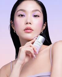 MAC COSMETICS GLOW PLAY LIGHTFUL C³ Director : YUANN