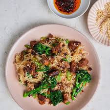 Jamie Oliver On Instagram I Ve Got A Great Recipe For You Lovely Lot To Get You All Eating More Veg This Is My Crispy Chicken And Broccoli Noodles So Good A