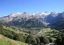 Diablerets immobilier vous propose deux résidences situés dans la station des diablerets. Arrival And Overnight Stay Glacier3000