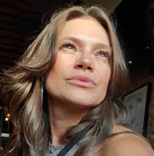 Who can paint the interior and exterior of a 475sq ft park model in Lake  Havasu City?