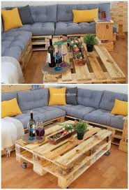 Wood Pallet Can Be Best Use When It Comes To The Couch And Coffee Table Designing And Here We Have A Diy Pallet Couch Diy Pallet Furniture Diy Furniture Couch