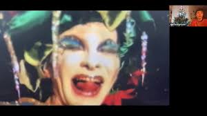 In september 2002, cláudia debuts as a tv presenter in the children's tv show, on sic television, disney kids. Archive Kolnischer Kunstverein