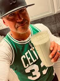 🌟💥FRIDAY ENERGY: UNLOCKED❗💥🌟 #FridayVibes #FinishStrong Whew❗ What. A.  Week.😮‍💨🔥 But guess what❓You MADE IT. And not just made it… You grew,  you showed up, and you're STILL standing❗💪🏽🌱🚀 🧠 You learned. 💼