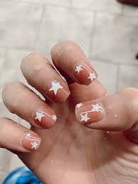 Get your nails done with beautiful designs, perfect paints, and of course lengths. Nail Art Vsco Nail Art