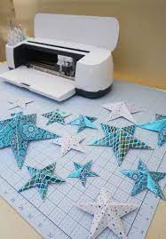 How To Make 3d Paper Stars With The Cricut Maker Weekend Craft 3d Paper Star Cricut Craft Room Paper Stars