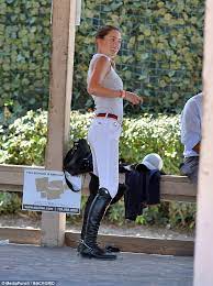 Discover new country music on cmt. Bruce Springsteen S Daughter Jessica Rae Practices Riding Equestrian Express Digest