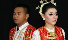 Pakaian tradisional jepang adalah baju khas yang sangat unik, baik dari segi desain, kegunaan serta sejarah atau mahasiswa jurusan ilmu budaya di salah satu universitas negeri di indonesia. 5 Pakaian Adat Tradisional Maluku Keunikannya Wisata Maluku