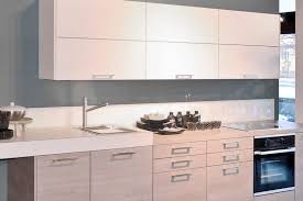 The name in modern german is münchen, but this has been variously translated in different languages: Dreier Kuchenkonzepte Gmbh Besserhaushalten De Shopfinder