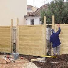 Installer Des Panneaux Brise Vue Pour Delimiter Le Jardin Panneau Bois Jardin Panneau Brise Vue Panneau Bois