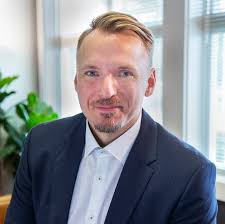 James Clapp's Instagram, Twitter & Facebook