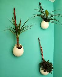 It can go on any balcony or hang it right from the wall, and it will remain undisturbed. 21 Diy Ikea Hacks For Plant Growers Ikea Garden Hacks Balcony Garden Web