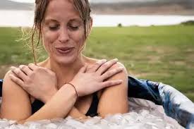 AAP claims poll edge as Congress loyalists bolster its ranks