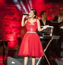 كانت الفنانة شيرين عبدالوهاب، نشرت صورة لها رفقة عيد حسام في عيد ميلاده «تويتر» علقت عليها: ÙØ³Ø§ØªÙŠÙ† ØªØ²ÙŠØ¯ Ù…Ù† Ø·ÙˆÙ„Ùƒ Ø¹Ù„Ù‰ ØºØ±Ø§Ø± Ø´ÙŠØ±ÙŠÙ† Ø¹Ø¨Ø¯ Ø§Ù„ÙˆÙ‡Ø§Ø¨ Ellearabia