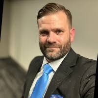 900+ "Aaron With" profiles