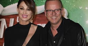Gigi d'alessio va a convivere con denise? Anna Tatangelo Umiliata Gigi D Alessio La Voce Clamorosa Sulla Sua Nuova Fiamma 26 Anni Di Meno Impensabile Chi E Libero Quotidiano