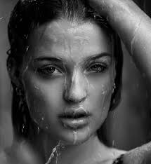 سیاه قلم On Instagram Wet Portrait مدل نقاشی Face Potrait Model Photography Wet Face