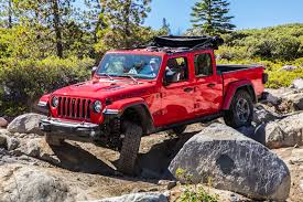 You asked for more power. Jeep S Gladiator Pickup Adds Diesel To Its Repertoire Forbes Wheels