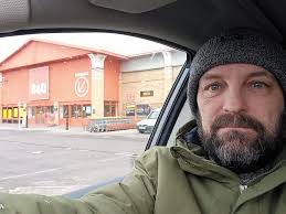 Lightly used hedge trimmers. Electric.