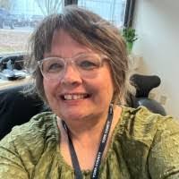 Tammy Reich's Instagram, Twitter & Facebook