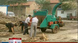 Powerful 15hp gas gasoline powered wood chipper mulcher electric start batt. Industrial Tree Branch Shredder Machine Youtube