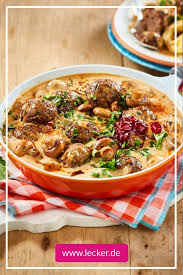 Nudeln Mit Pilzsosse Und Hackballchen Rezept Lecker Rezept Hackballchen Rezept Pilzsosse Nudeln Mit Fleischballchen