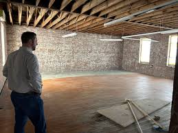 Robbins Sees Possibilities in Old Police Station