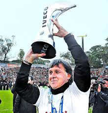 ¡el festejo más grande de la historia! Tata Martino A Good Fit For Barca Golazo Argentino