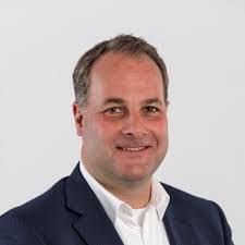 Darryl Hyde's Instagram, Twitter & Facebook