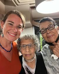 Virginia Leigh (@votevirginialeigh) • Instagram photos and videos