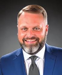 Hollie Fraley's Instagram, Twitter & Facebook