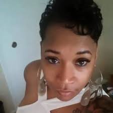 Diddy's twins, 17-year-old D'Lila and Jessie Combs, looking amazing for  their senior prom 💫 🎉