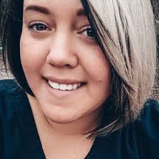 Ashley Ellinger's Instagram, Twitter & Facebook