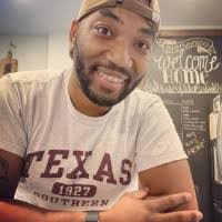 Kenneth Trotter's Instagram, Twitter & Facebook