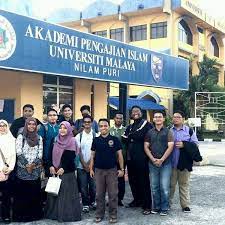 Bersempena karnival pendidikan akademi pengajian islam universiti malaya nilam puri 2009,kelab orator & puisi dengan kerjasama pejabat perdagangan dalam negeri & hal ehwal pengguna negeri kelantan telah menganjurkan pertandingan debat kepenggunaan antara. Photos At Universiti Malaya Kelantan Malaysia