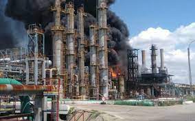 Explozie incendiu petromidia navodari rafinăria raniti. Yvw Zp Xtzj M