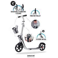 Que nous comparions la trottinette electrique decathlon revolt r ou la klick 500 à une autre marque de cette même gamme on se rend bien compte des grosses lacunes des produits vendus par. Epingle Sur Scooter Style