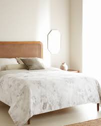 Check out these small house pictures and plans that maximize both function and style! Copripiumini Zara Home