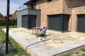 Le revêtement de sol doit donc être solide et adapté. Prix D Une Terrasse En Carrelage Au M2