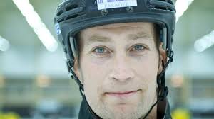 Motala jagar ÖSK-tränaren